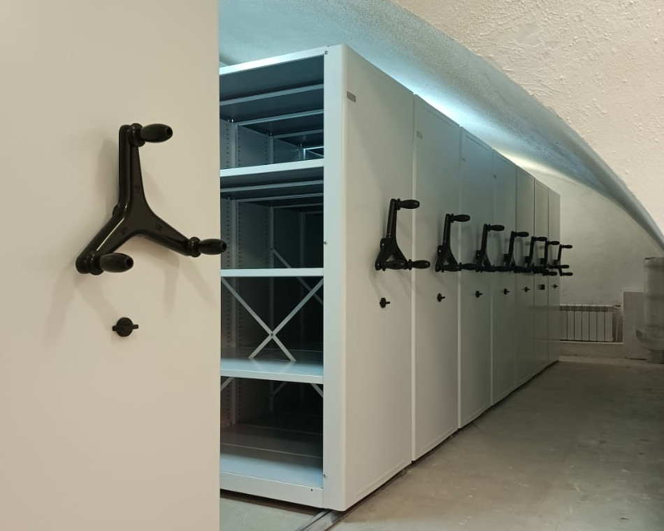 передвижные стеллажи для архива