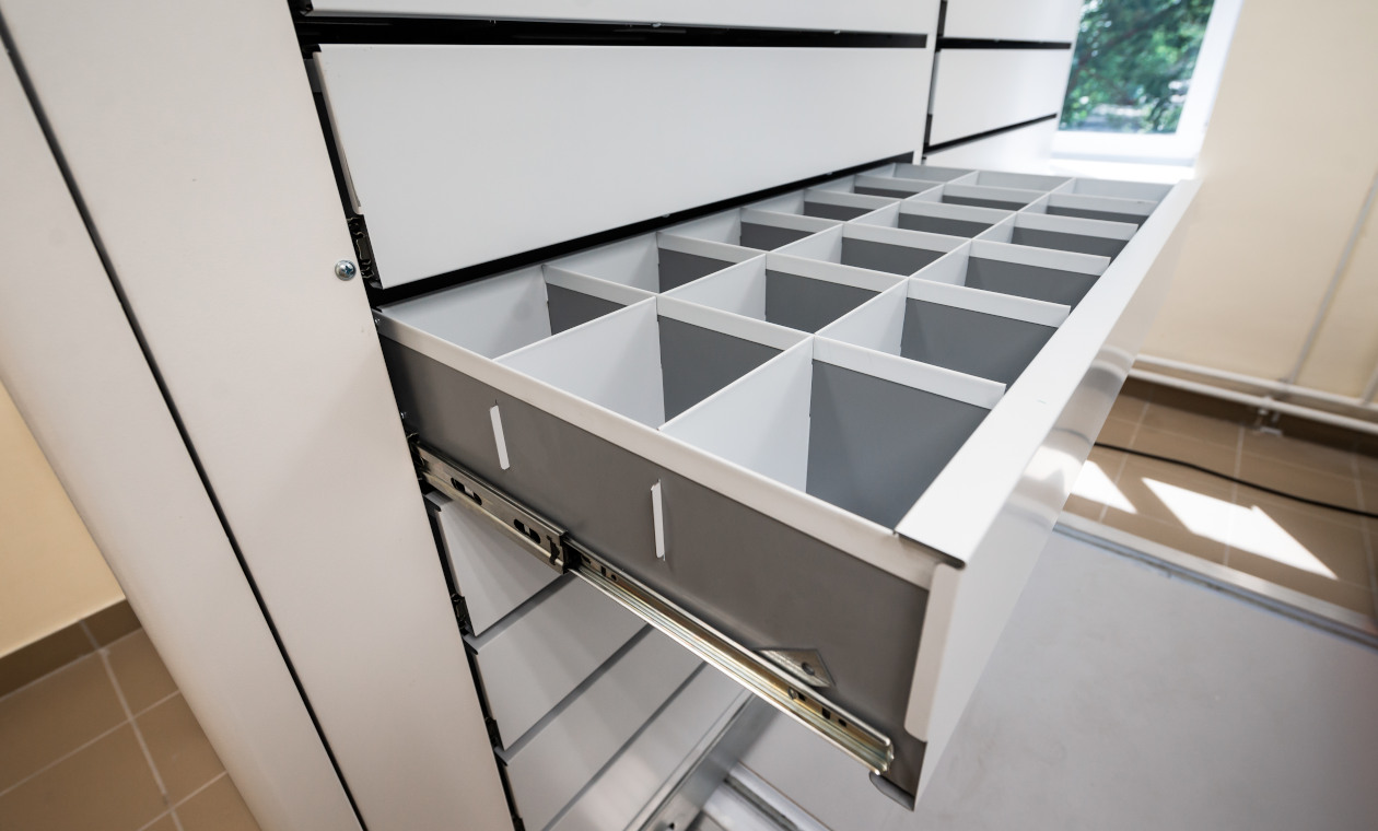 Ящик выдвижной